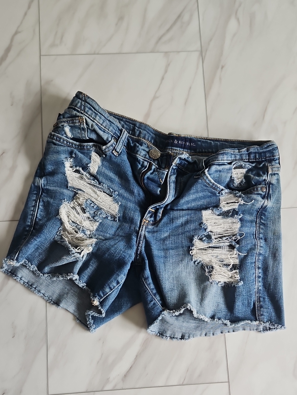 Rock & Republic Distressed Blue Denim Jean Shorts